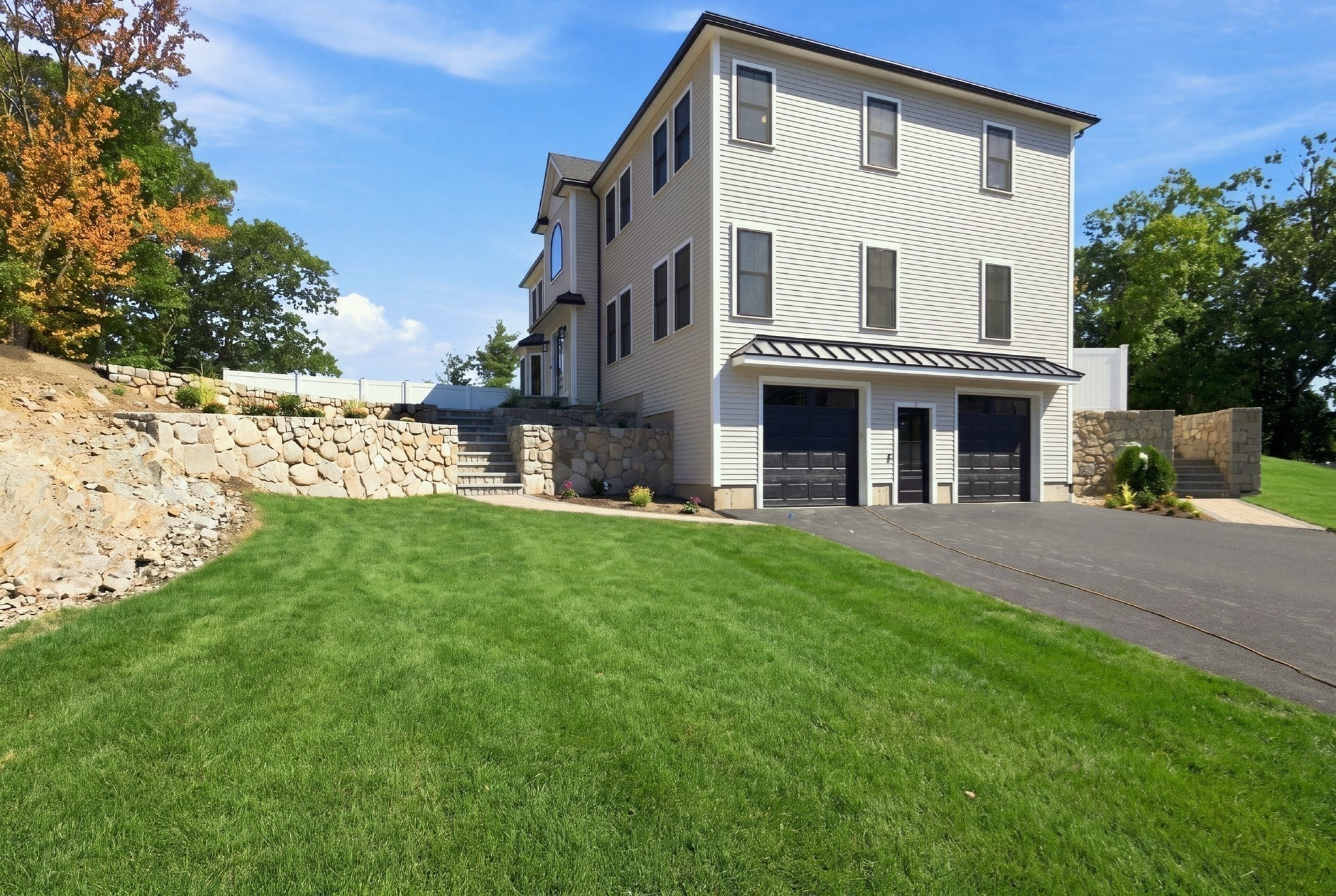 2 Berthold St