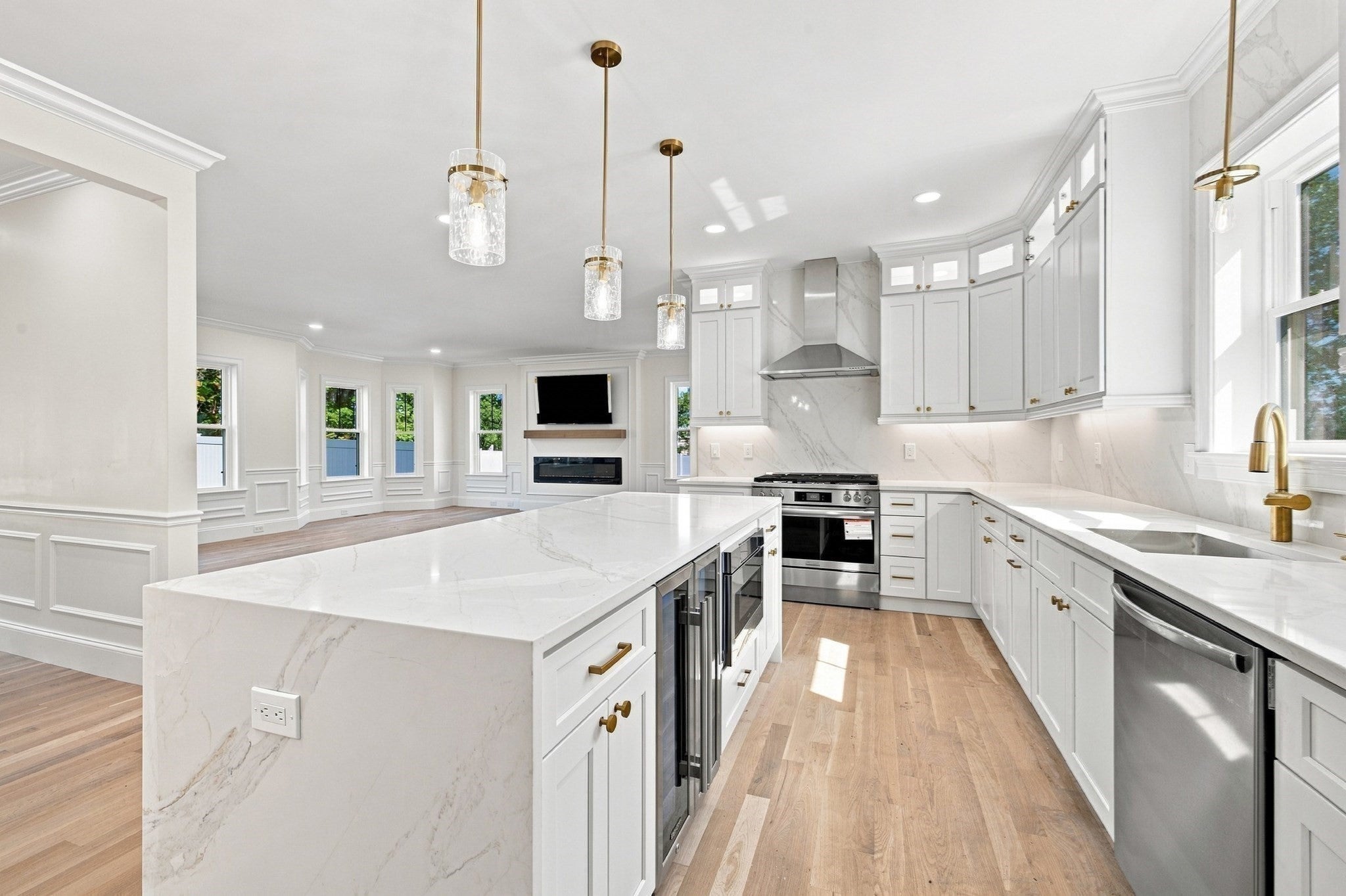 2 Berthold St, Saugus, MA, 2 Berthold St, Saugus, MA Photo #7