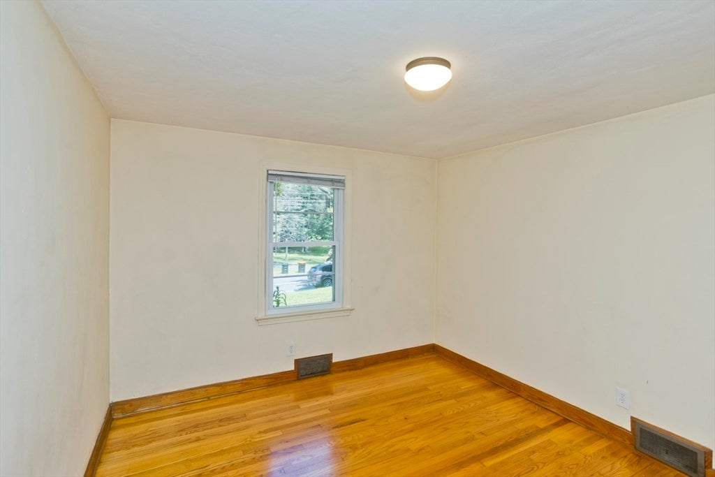 40 Hadley St, South Hadley, MA, 40 Hadley St, South Hadley, MA Photo #18
