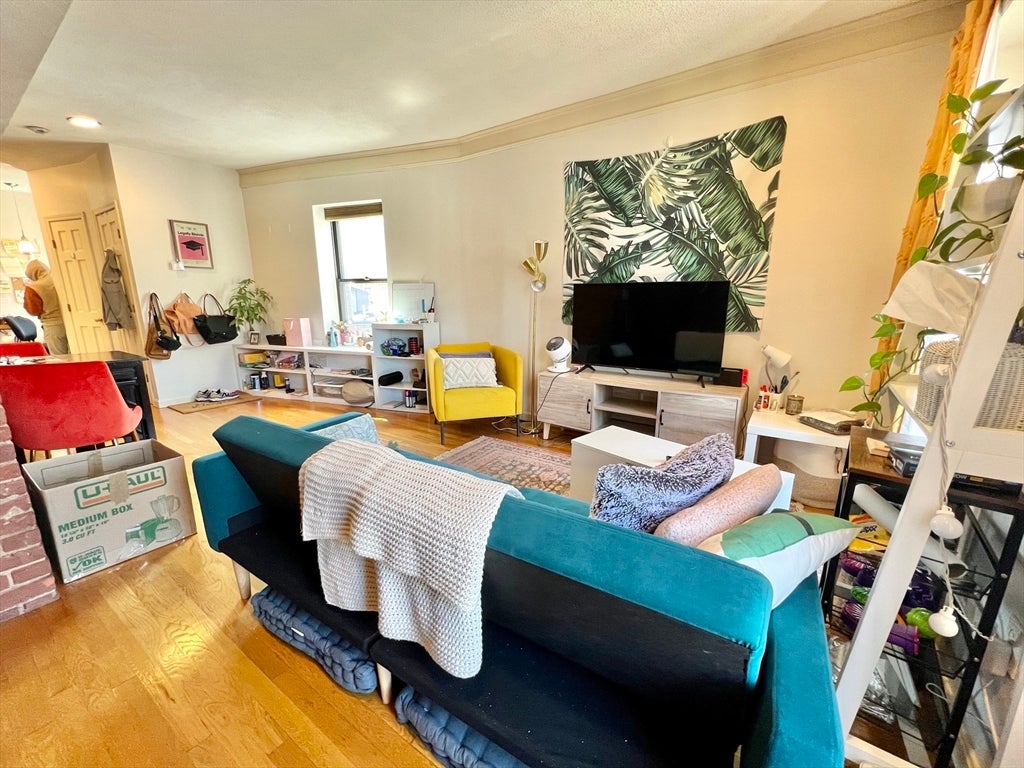 187 North St 8