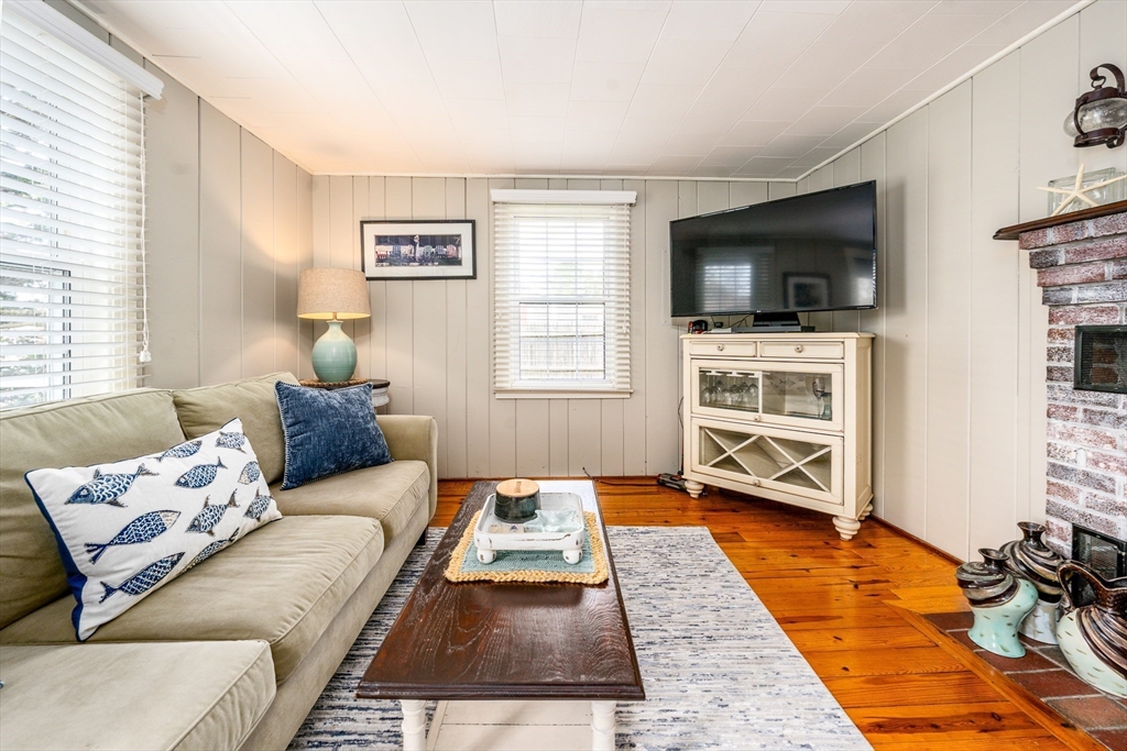 274 Shad Hole Rd, Dennis, MA Photo #10
