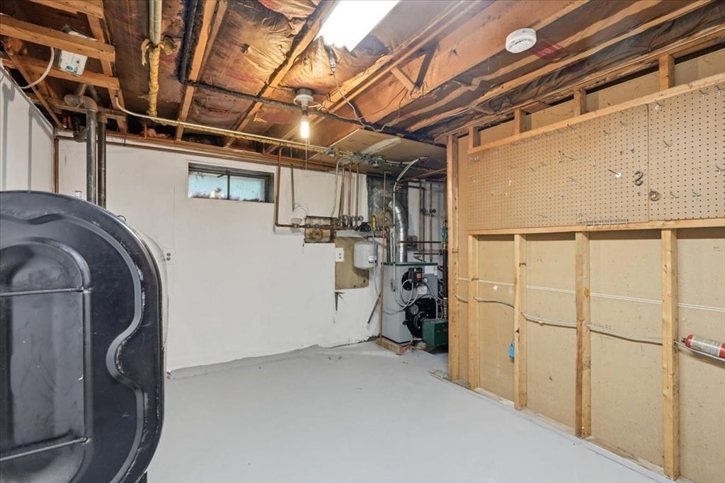 37 Orchard Dr, Pembroke, MA Photo #39