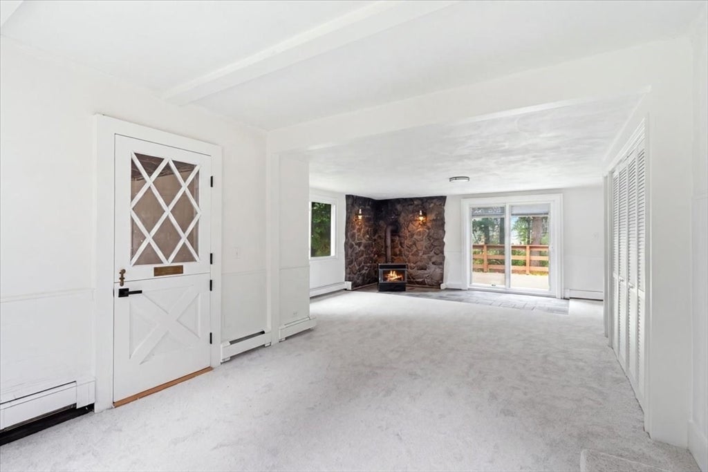 37 Orchard Dr, Pembroke, MA Photo #29
