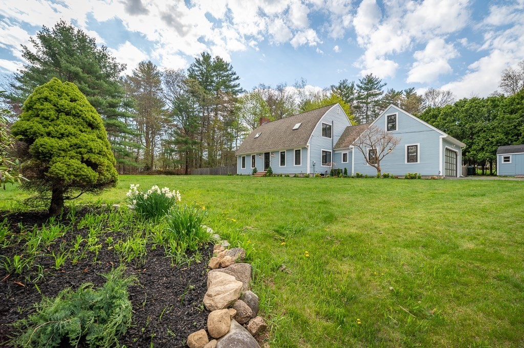 40 Sagamore Street, Hamilton, MA Photo #1