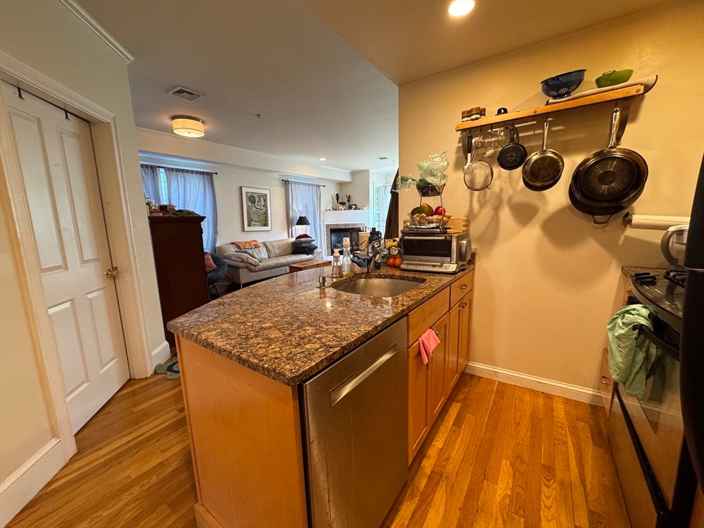 23 Lake St #2, Somerville, MA, 23 Lake St #2, Somerville, MA Photo #6