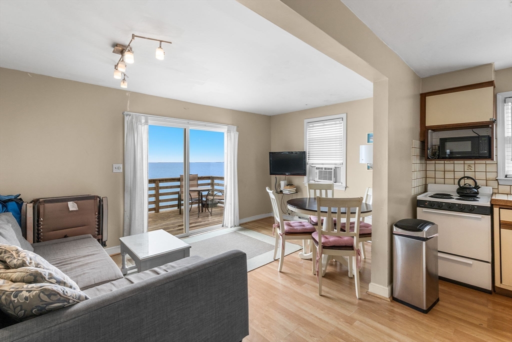 538 Shore Rd #4, Truro, MA Photo #7