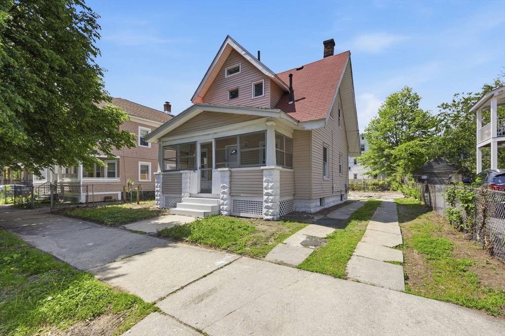 62 Kenyon St