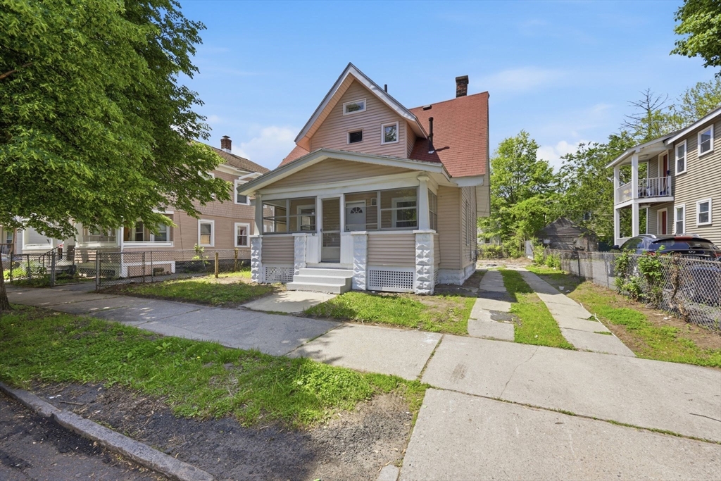 62 Kenyon St