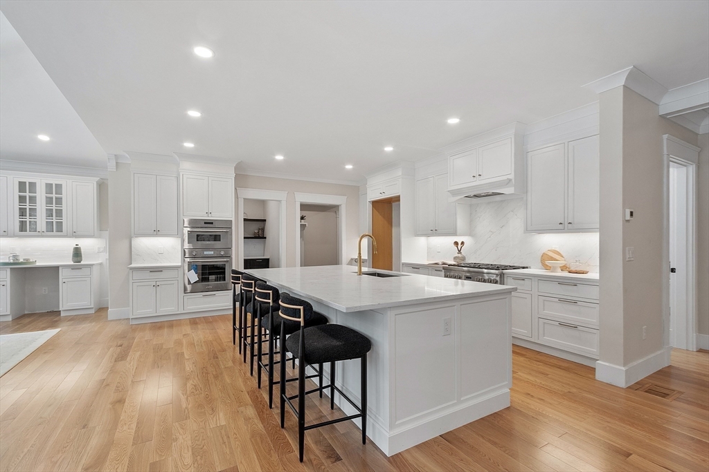 383 East Riding Drive