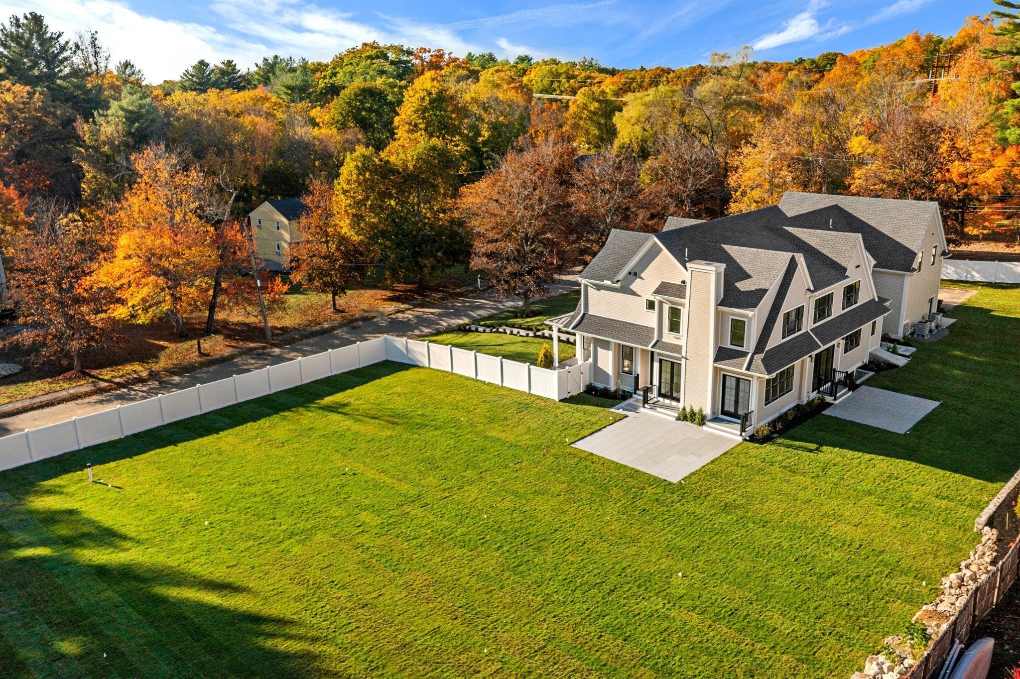 8 Crestview Road