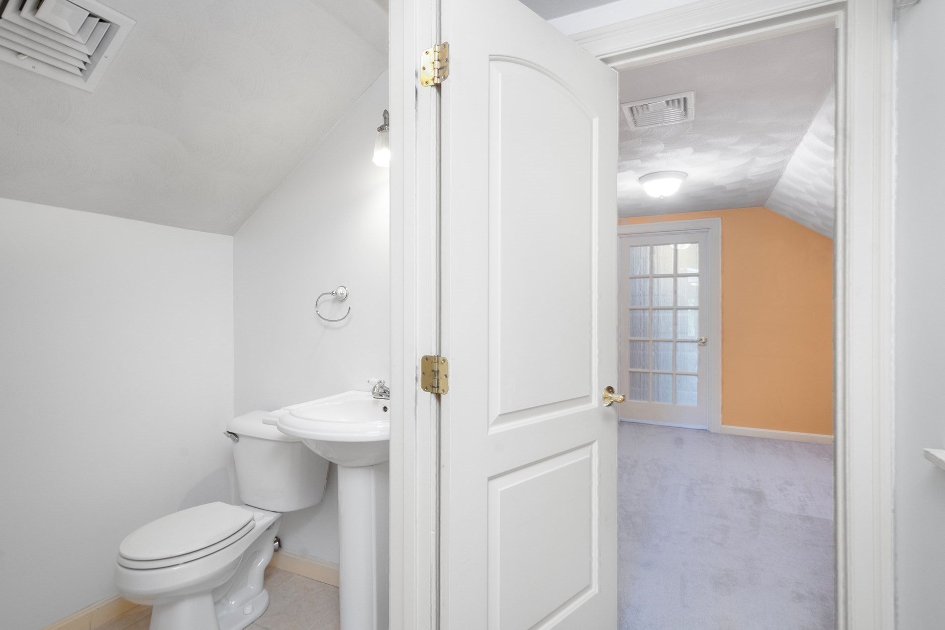 143 Sayles Hill Rd, North Smithfield, RI, 143 Sayles Hill Rd, North Smithfield, RI Photo #31