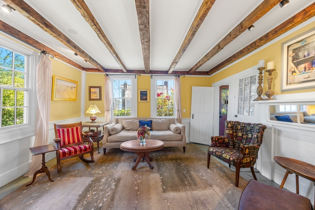 28 Commercial Street 2