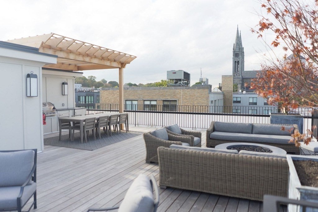 1467 Tremont St #403, Boston, MA Photo #10