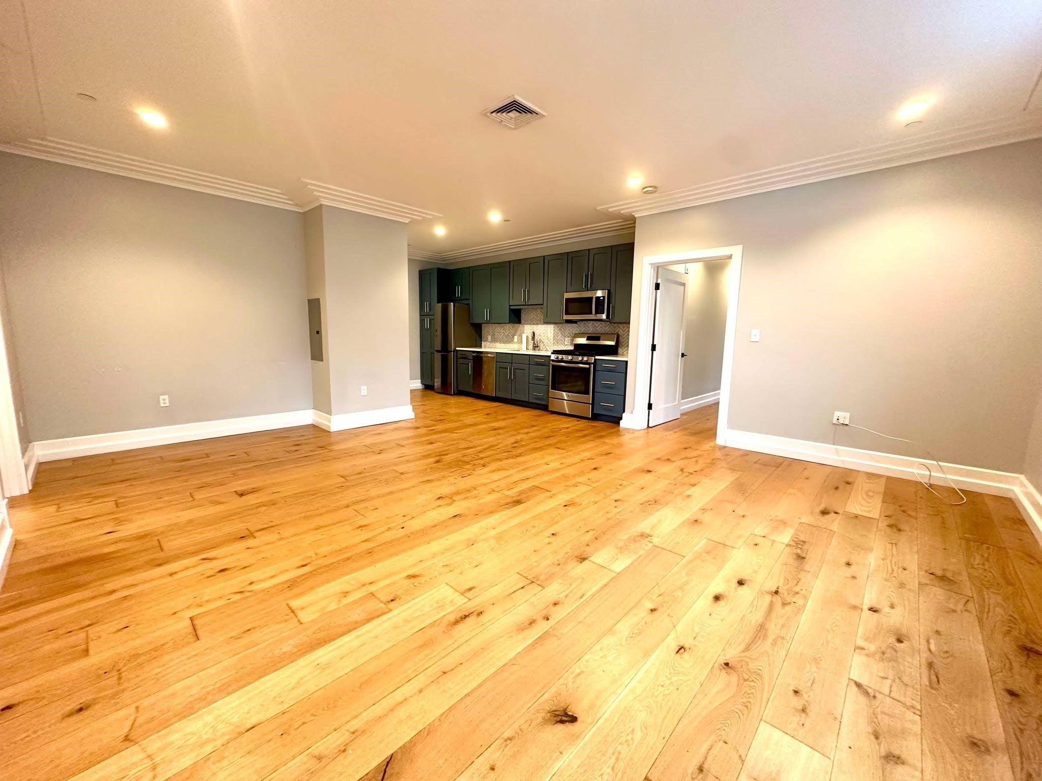 1467 Tremont St #403, Boston, MA, 1467 Tremont St #403, Boston, MA Photo #2