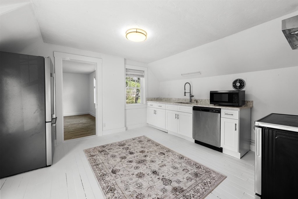158 Center Street 2