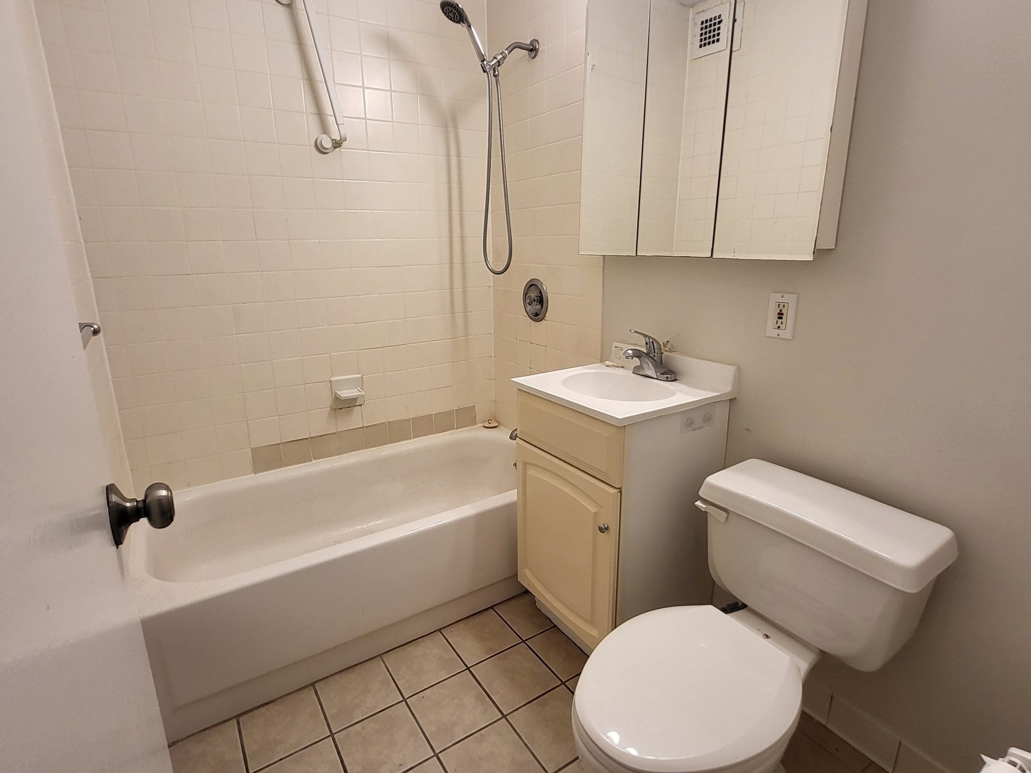 44 Washington St #206, Brookline, MA, 44 Washington St #206, Brookline, MA Photo #7