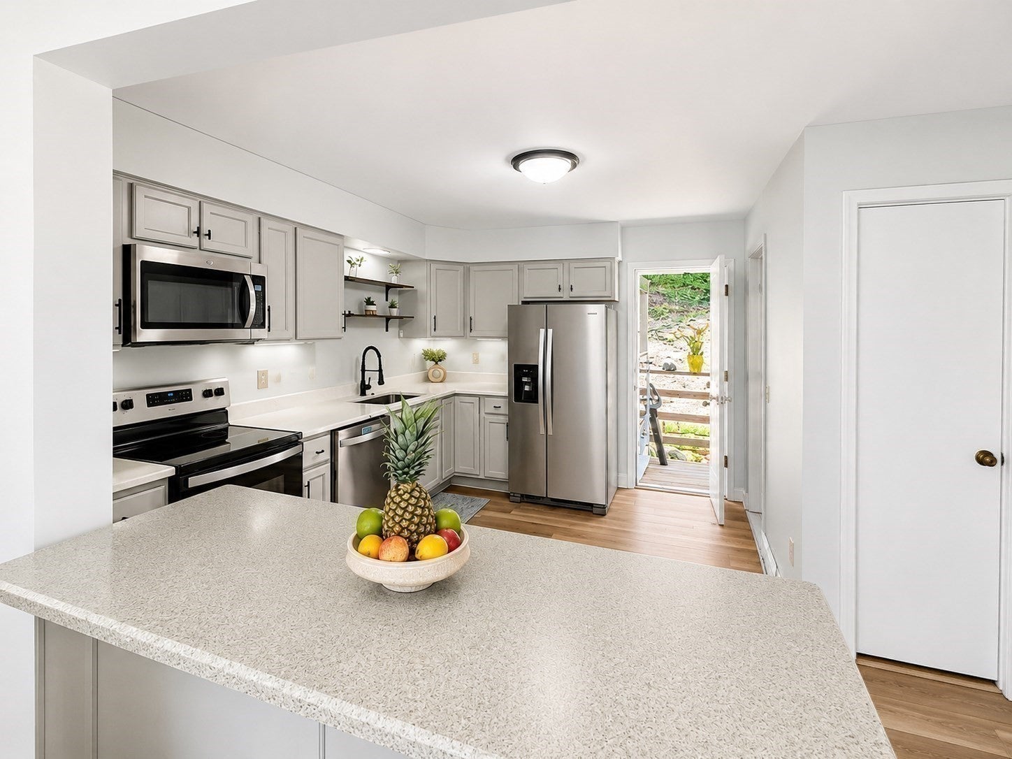 25 Gediminas St #25, Worcester, MA Photo #8