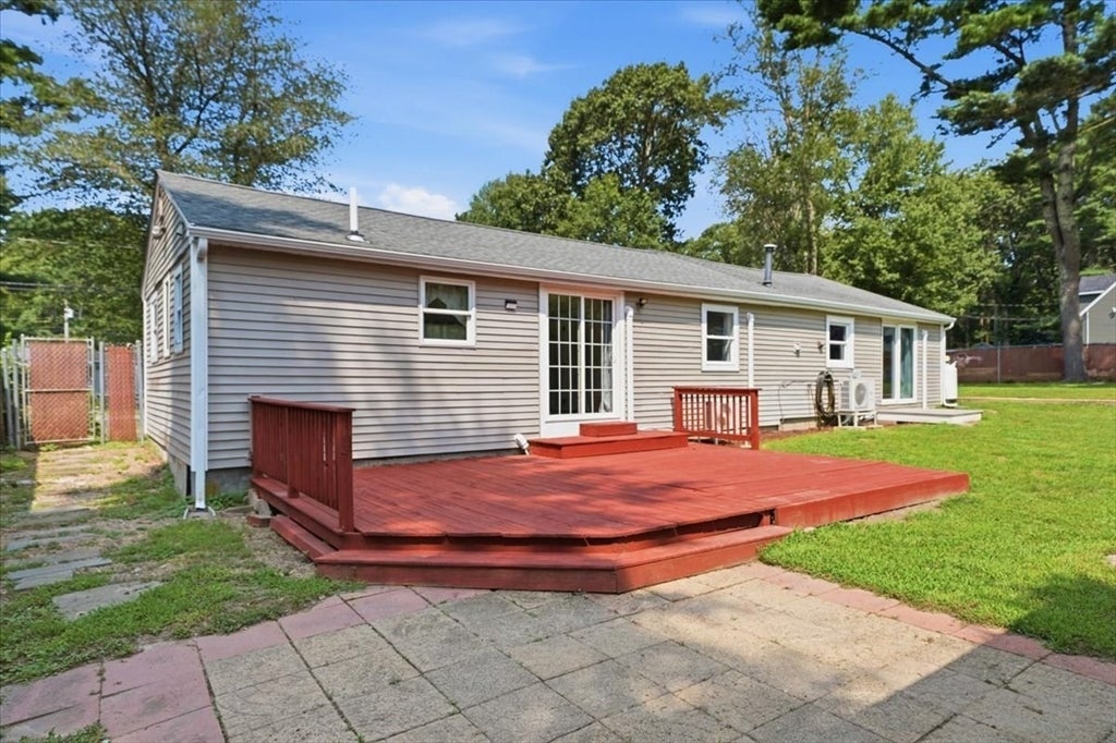 11 3rd Ave, Lakeville, MA Photo #22