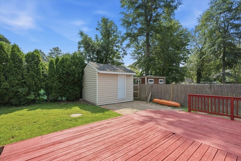 11 3rd Ave, Lakeville, MA Photo #21