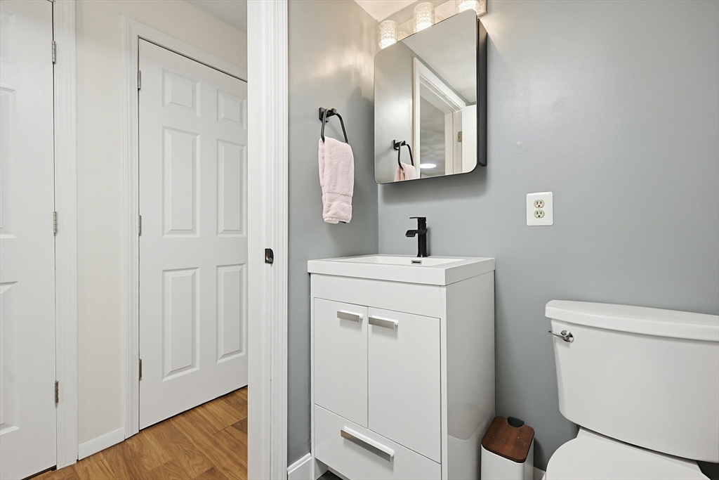 123 Farrwood Dr #123, Haverhill, MA, 123 Farrwood Dr #123, Haverhill, MA Photo #17