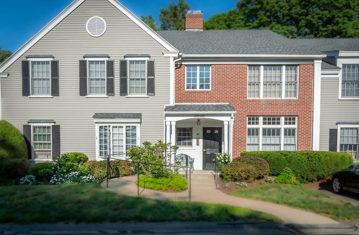 Photo 1 of 26 — 409 Old Country 409, Wenham, MA 01984