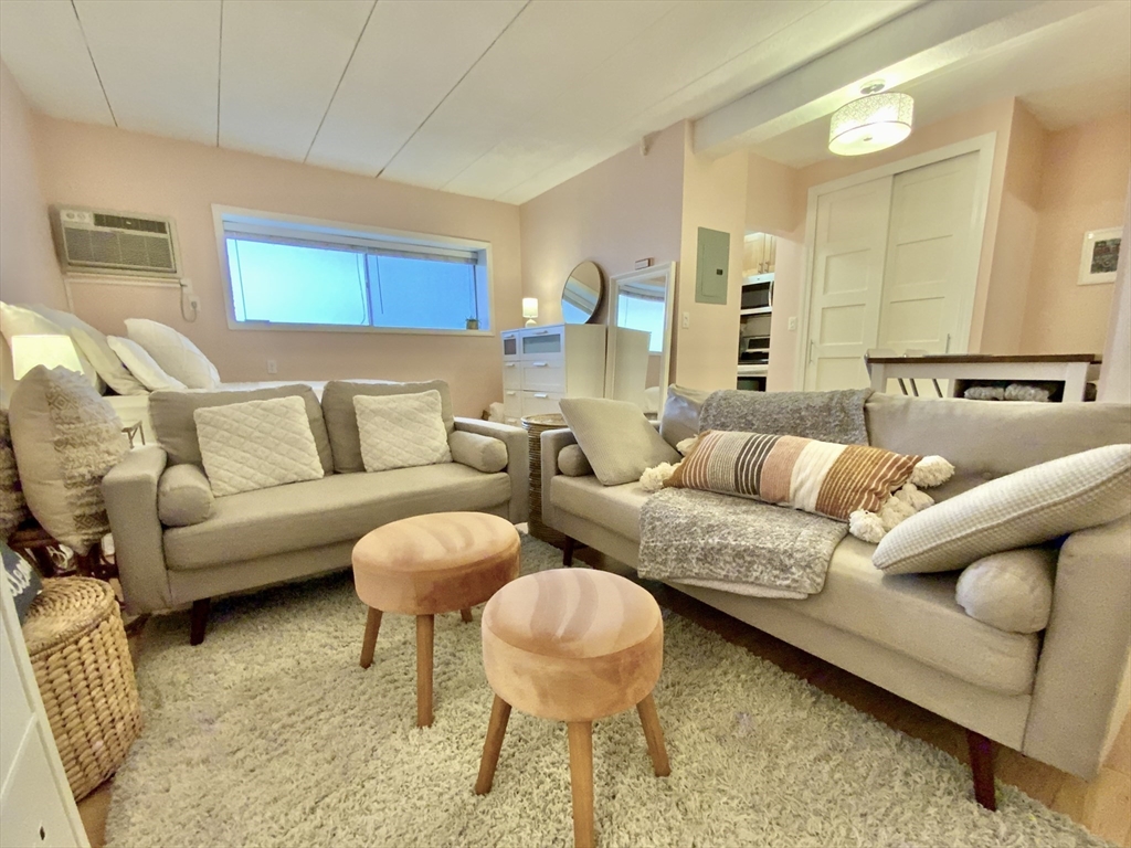 995 Massachusetts Ave 106