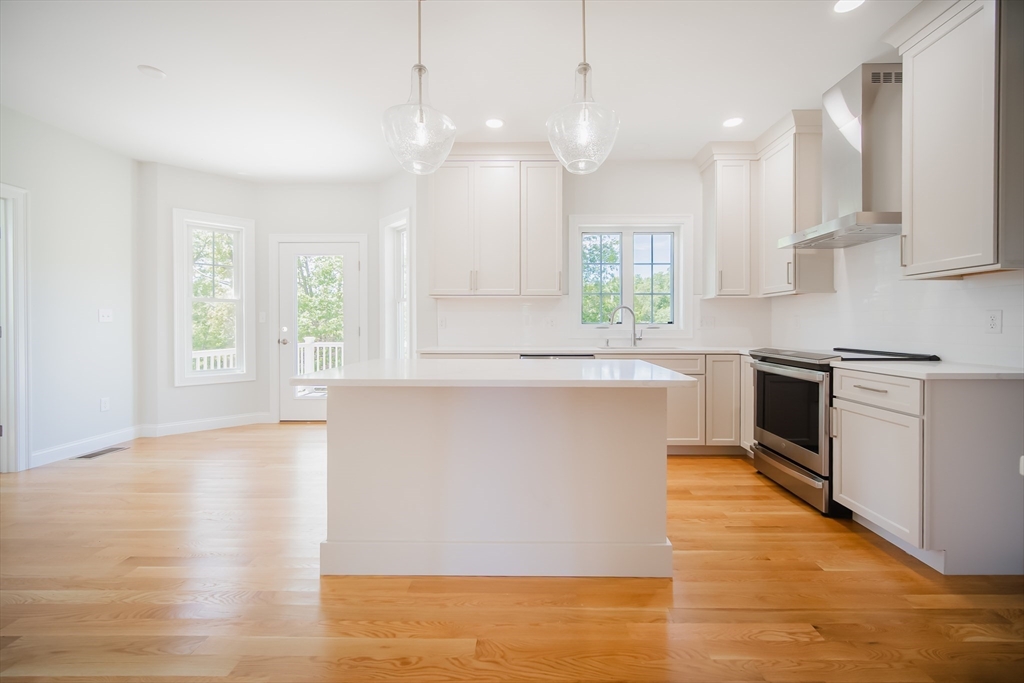 11 Strongwater Drive