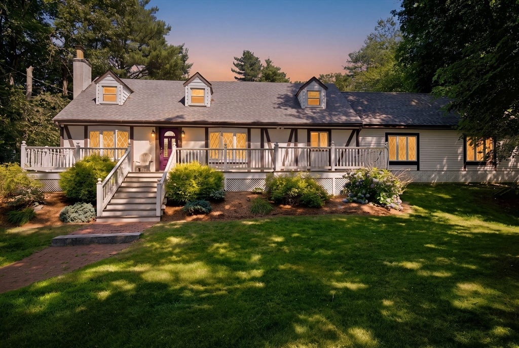 Photo of 341 Locust Street, Danvers, MA
