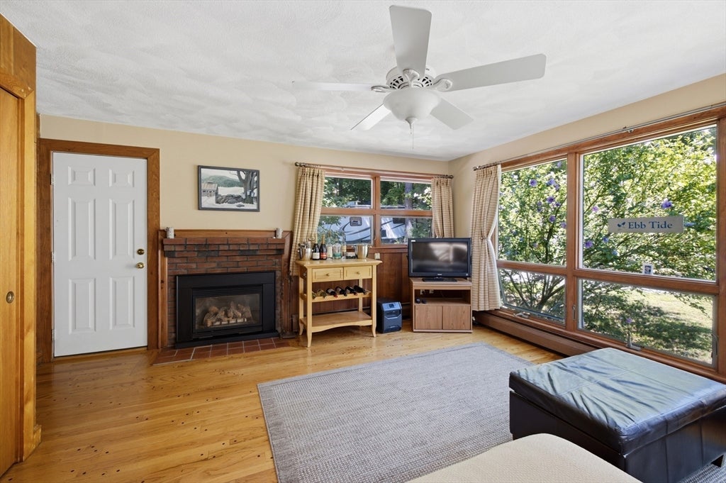 341 Locust Street, Danvers, MA Photo #39