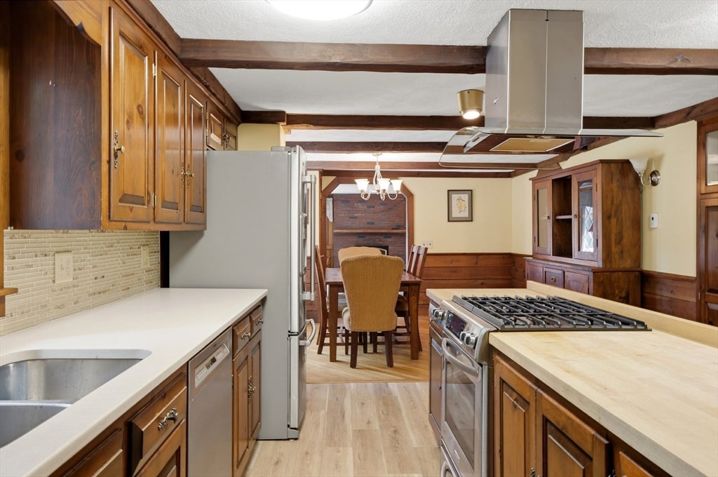341 Locust Street, Danvers, MA Photo #22