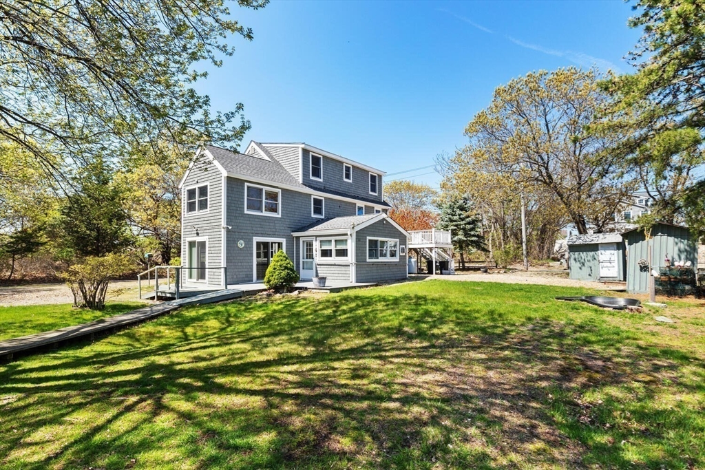 18 Wingaersheek Rd
