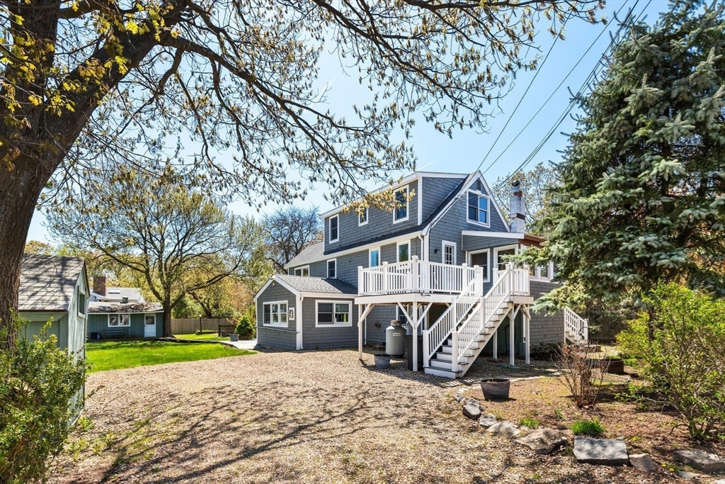 18 Wingaersheek Rd