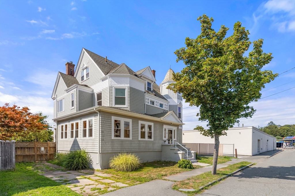 17 Shirley St