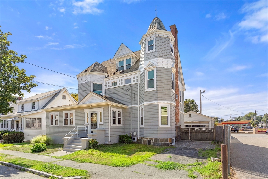 17 Shirley St