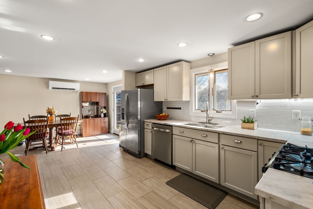 11 Sunset Road, Maynard, MA Photo #7