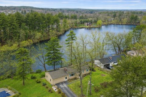 129 Oak Ridge Dr Ayer MA 01432