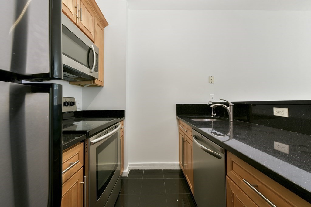 534 Beacon Street 103
