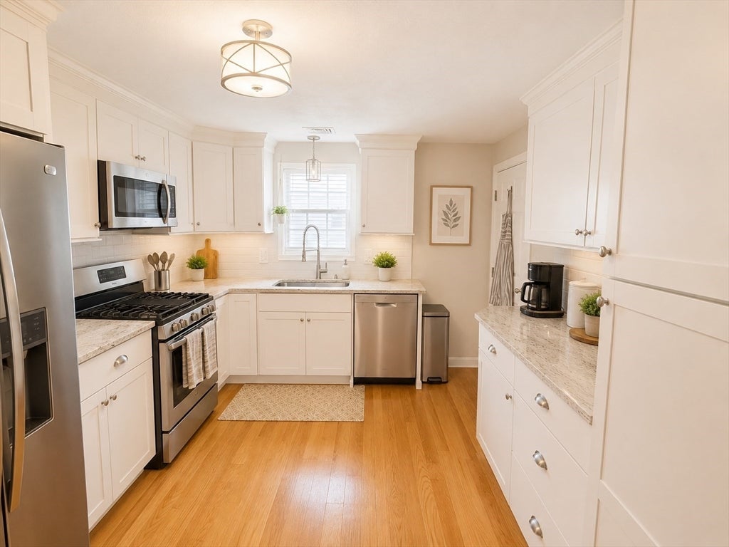 4 Bryon Road #A, Newton, MA, 4 Bryon Road #A, Newton, MA Photo #3
