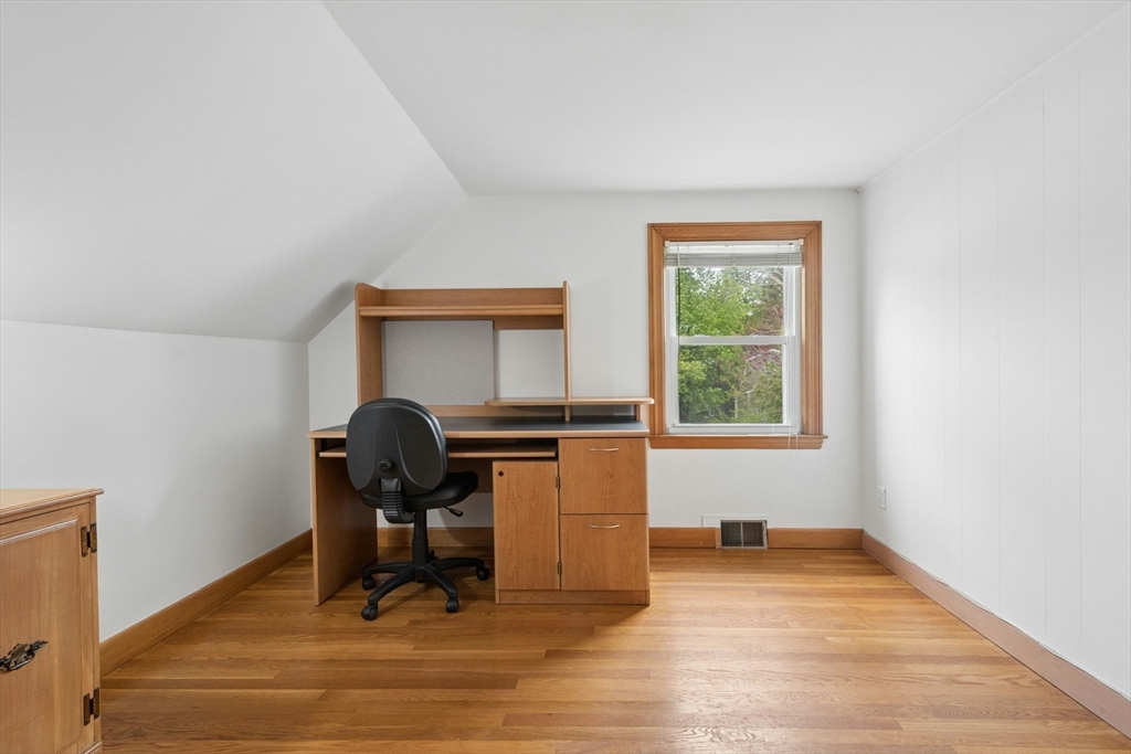88 Kendall Ave, Framingham, MA Photo #23