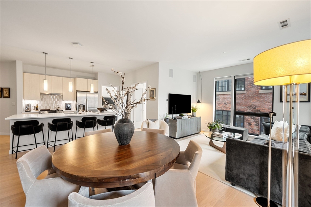 45 W 3rd St 214