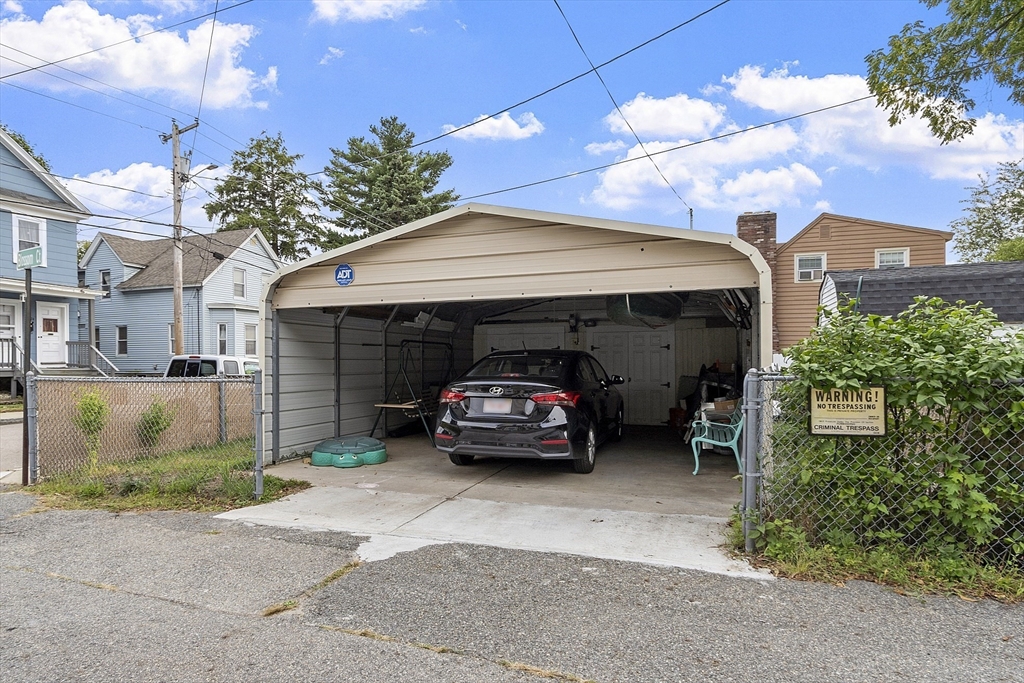 69 Blossom St