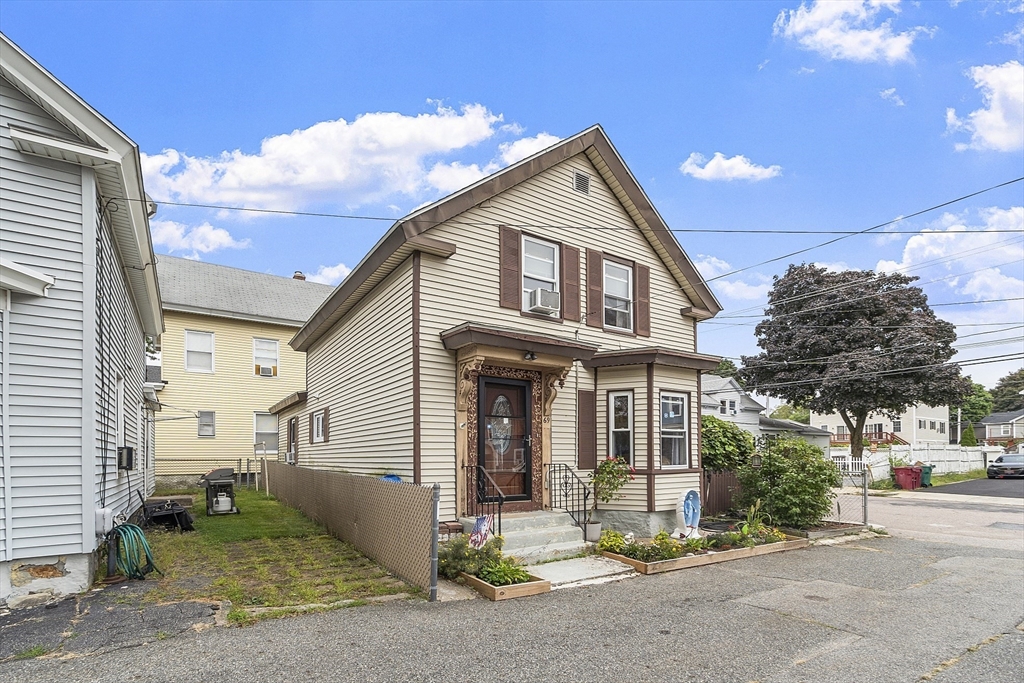 69 Blossom St