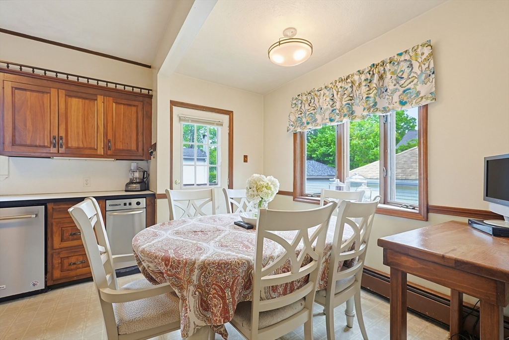 625 Canton Ave, Milton, MA Photo #9