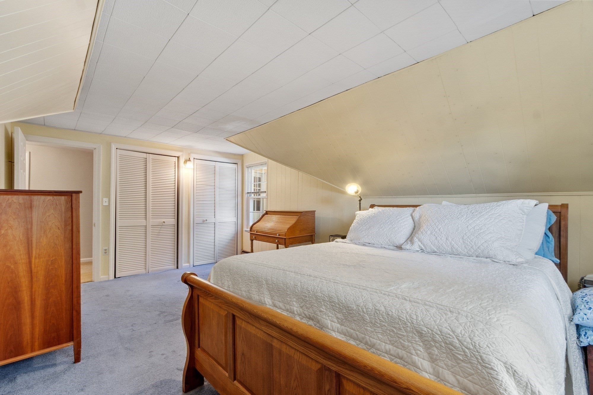 262 Lakeshore Drive, Marlborough, MA Photo #22