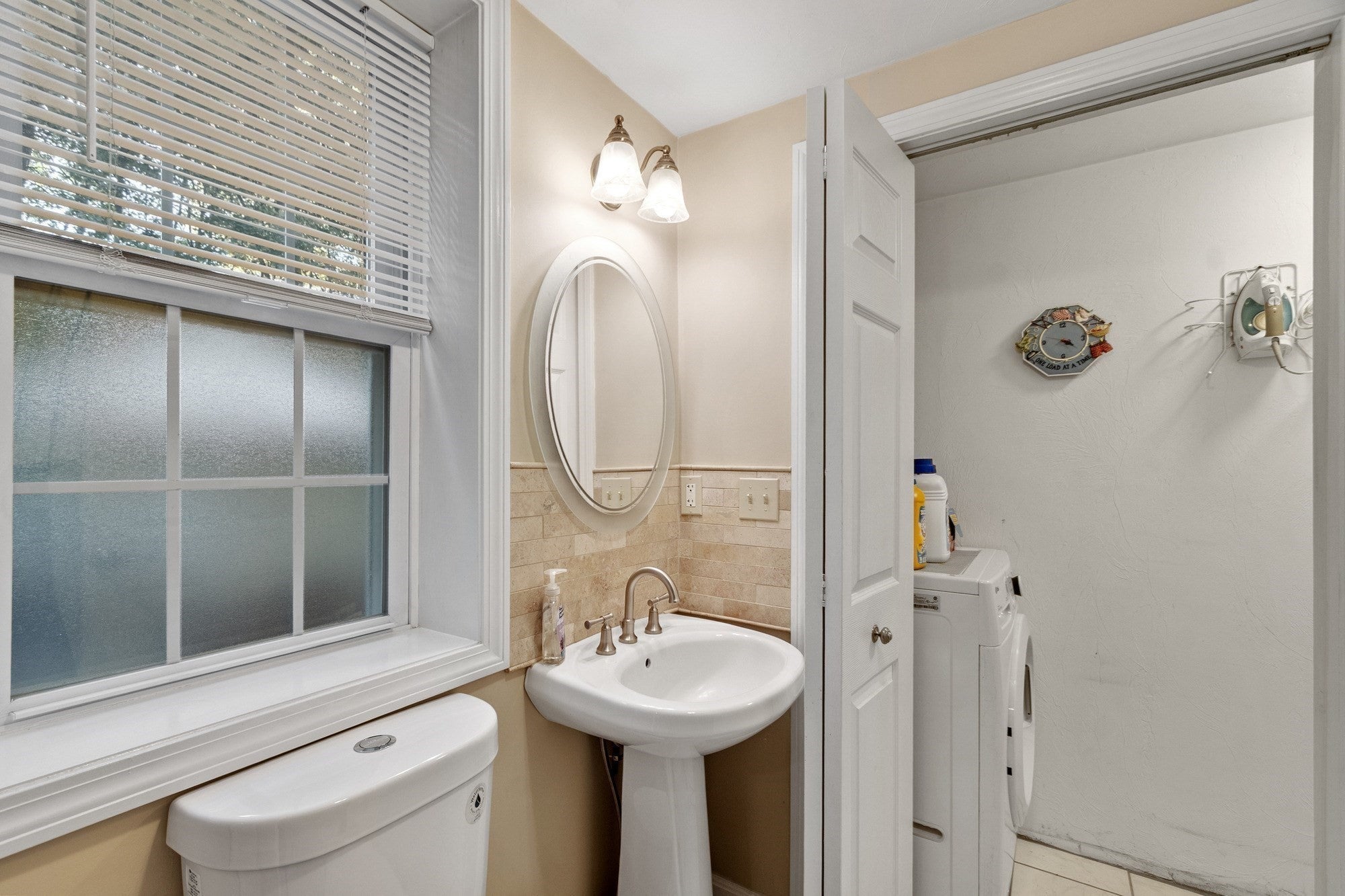 262 Lakeshore Drive, Marlborough, MA Photo #9