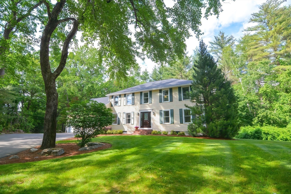 25 Maura Dr