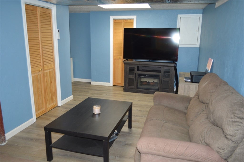 25 Oakes Cir #25, Millbury, MA Photo #18
