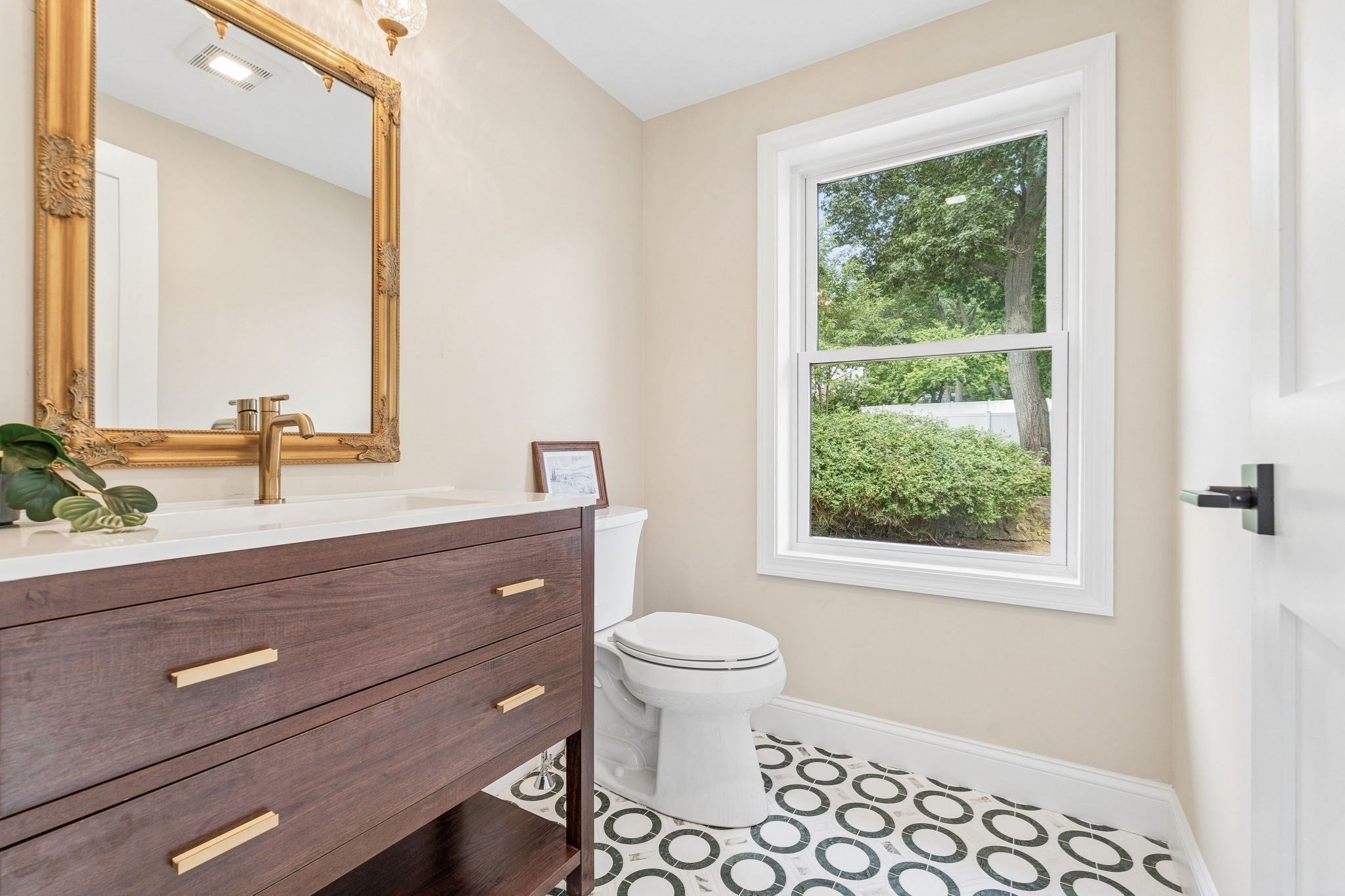 77 Hurd St, Lynn, MA, 77 Hurd St, Lynn, MA Photo #16
