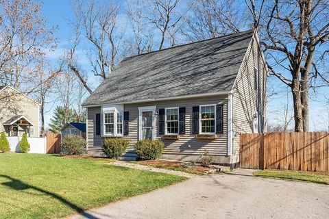 4 Parker Hill Way C Pepperell MA 01463