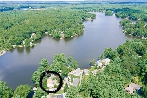 10 Carlson Rd